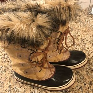 Tan suede fur